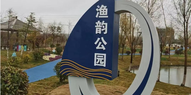 标识制作厂家：安装广告牌时注意
