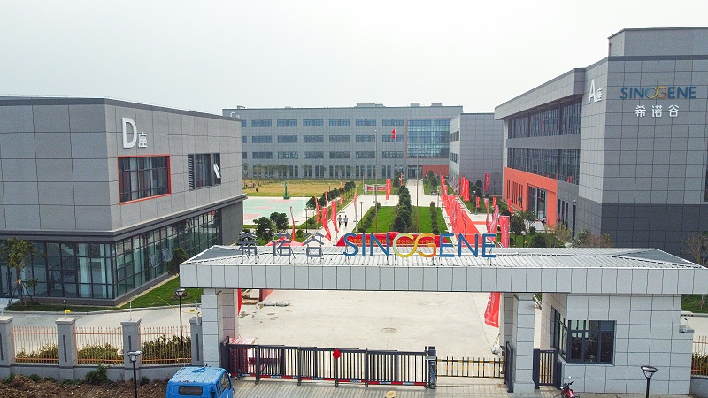 雕塑设计公司：楼宇亮化标识工程项目应该注意的问题-千帆标识，行业经验18年，为400+企业或市政单位提供标识系统解决方案。
