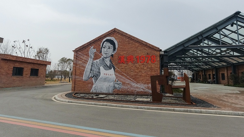 标识标牌公司：旅游景点景区标识系统建设全面解析-千帆标识，行业经验15年，为400+企业或市政单位提供标识系统解决方案。