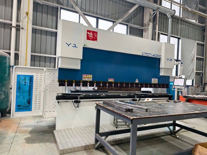 千帆标识-全自动补偿折弯机设备